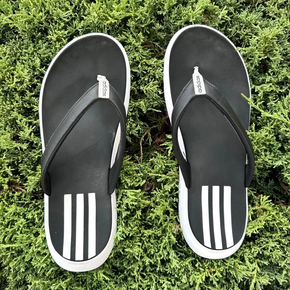 Adidas Comfort Flip Flop Thong Sandals Men's Size 10 Black White
